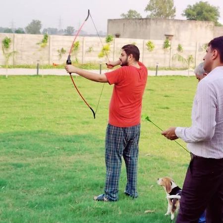 M&M Farm Villa Rohtak Dış mekan fotoğraf