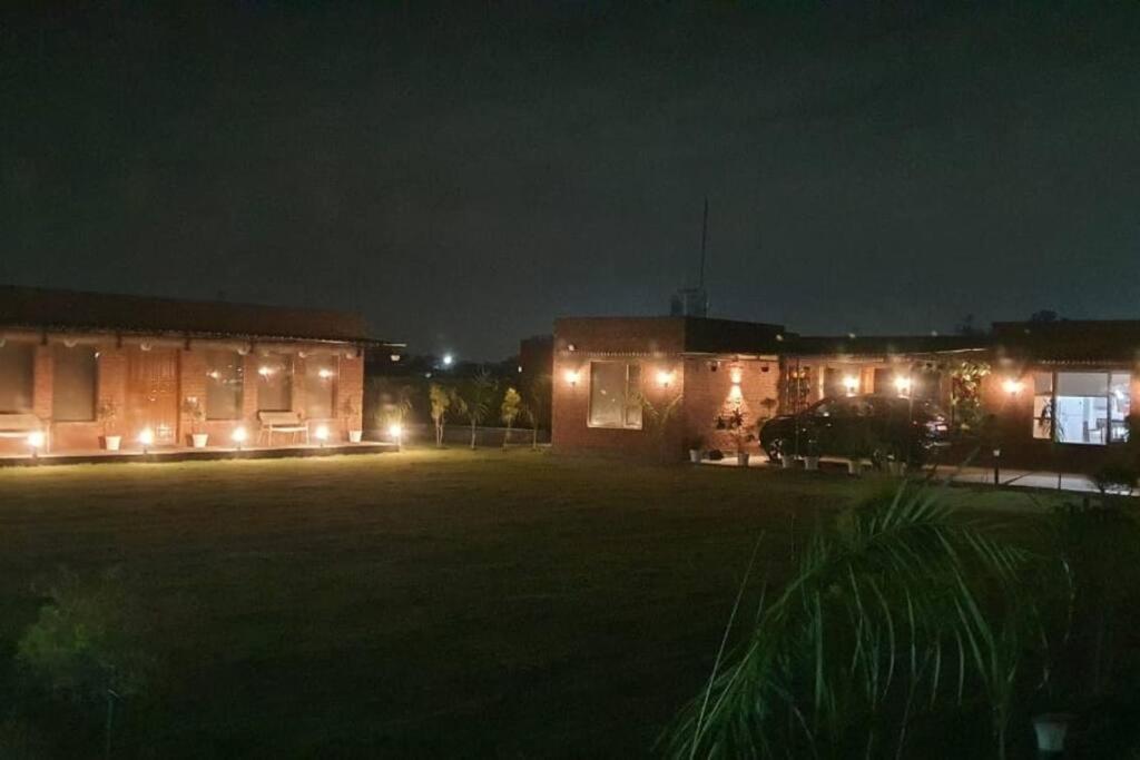 M&M Farm Villa Rohtak Dış mekan fotoğraf
